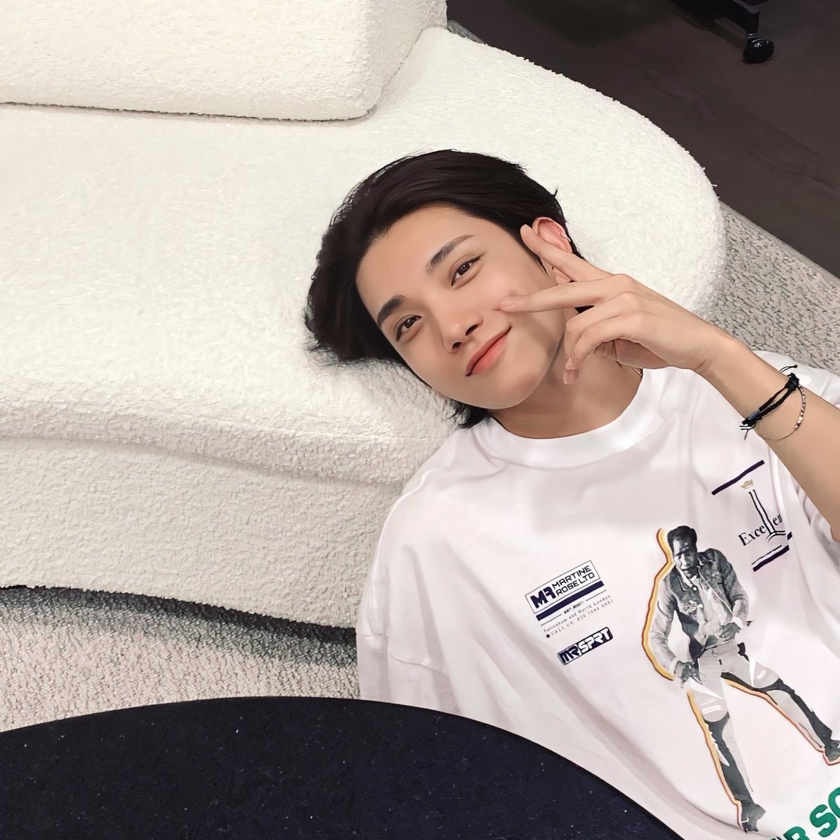 abveclouds_'s tweet photo. After flight meetings are the best 'cause I can finally crash on the crew room's couch. 😂Anygays, good evening! How's monday everyone? :] https://t.co/A8A5C0aMtU
