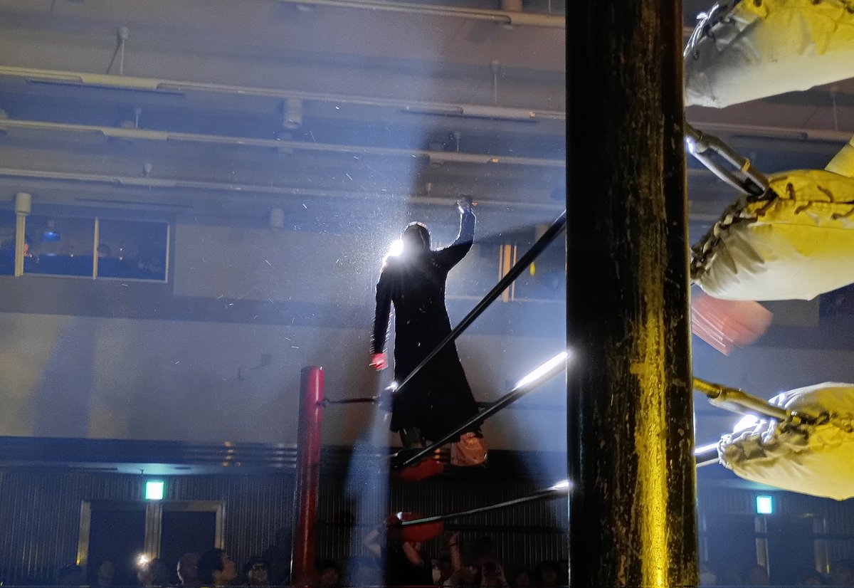 syunimix's tweet photo. 第３試合
飛鷲矢選手・リル·クラーケン選手
VS
TA★KU選手・レッカ選手

生レッカ選手が美すぎる🤤
ありがてぇありがてぇ
敵のはずのリルクラ選手と
むしろ息ピッタリ⁉
次回のタッグ戦はお迎えしたぬいと一緒に応援するぞ～!!
すでに楽しみぃ～✨
#イーグルプロレス
#basara_pw https://t.co/SBe7mSt2KC