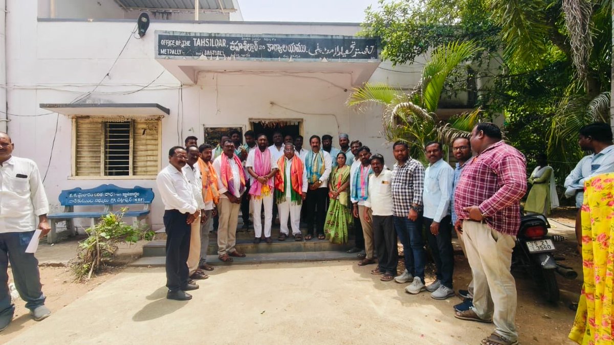 juvvadii's tweet photo. A long-pending drinking water issue affecting residents of Urban Colony in Ward No. 12 has been permanently addressed. Under the AMRUT 2.0 scheme, around 100 household drinking water tap connections have been commissioned and made available to the public. 
#JuvvadiNarsingRao https://t.co/etPHNc2UIU