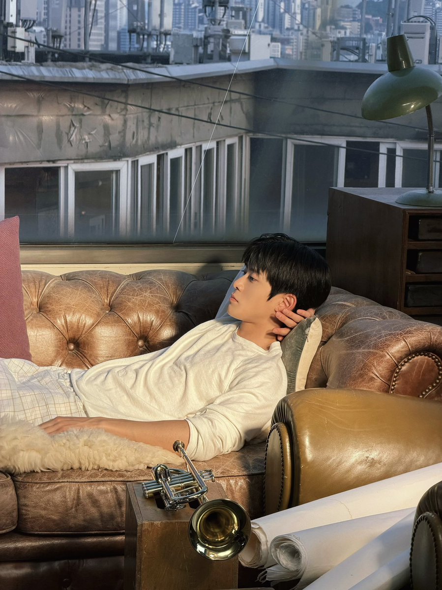 Jeehyun's tweet photo. Some chapters are written in quiet rooms, where sunlight, silence, and patience become the only things needed to create something timeless. https://t.co/TNqVnv6AJA
