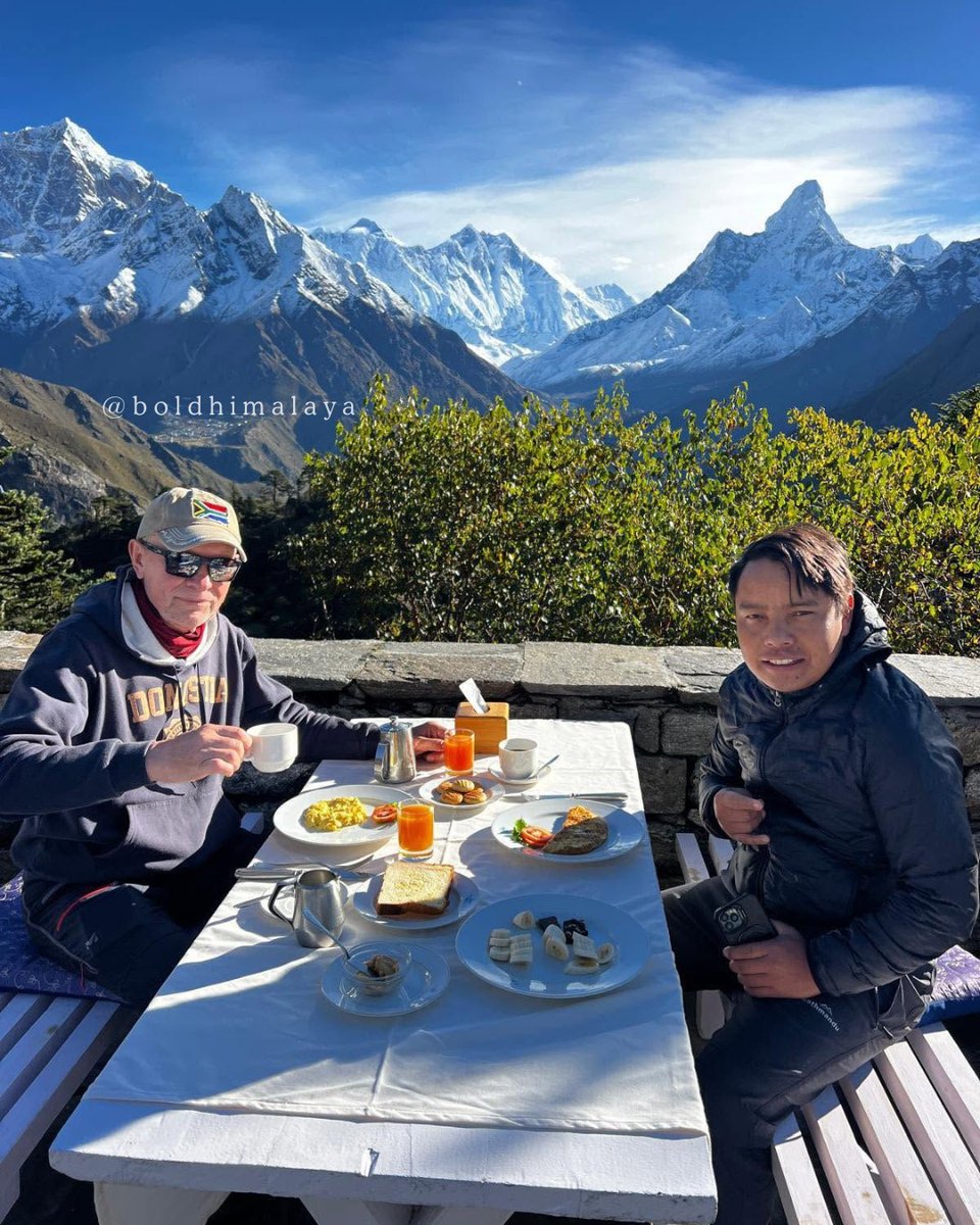 BoldHimalaya's tweet photo. The Most Beautiful Breakfast View on Earth

Book your Premium Everest View Trek with Bold Himalaya &amp; experience the Himalayas in comfort, style, and wonder.

https://t.co/Eb2Y23JZ1g

Luxury • Himalaya • Adventure • Culture • Lifetime Experience

#EverestView #BucketList #Hike https://t.co/rb8SlAql3Y