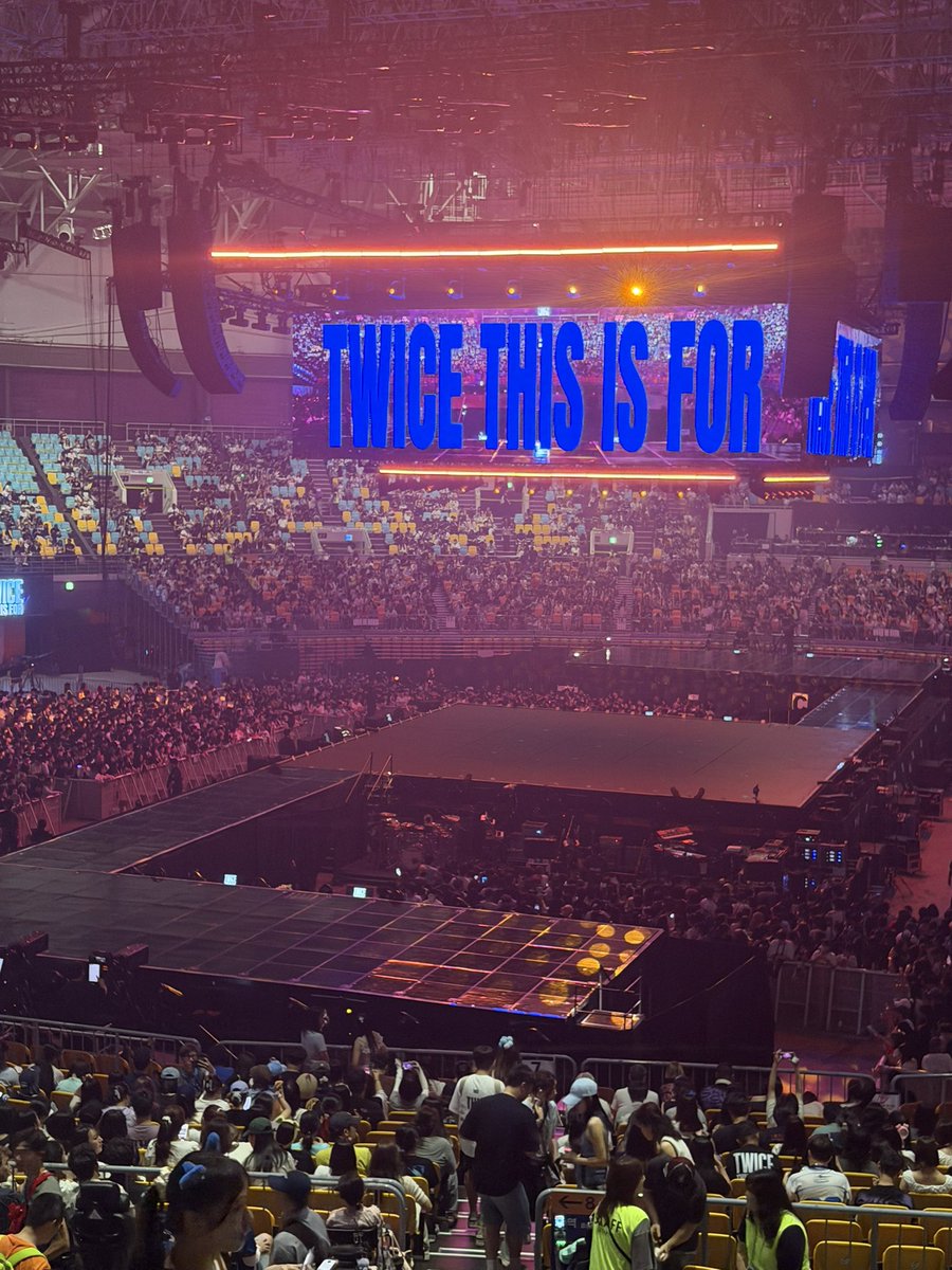 TZUYU___614__'s tweet photo. TWICE9人全員でワルツ完走する瞬間を見送れてホンマに大感動でした😭😭💖💖
ONCEの為に本当にありがとう🥹✨
やっとの休暇心底嬉しいですゆっくり休んでほしい😭🫶🏻
9人を知れて本当に良かった。大好き

#TWICE #트와이스 #THISISFOR
#TWICE_THISISFOR_WORLD_TOUR #TWICE_THISISFOR_WORLD_TOUR_IN_SEOUL https://t.co/g6uIATYDi3