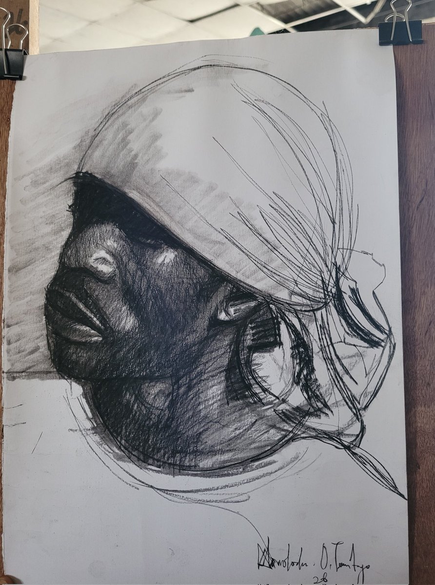 tahyorart's tweet photo. GM
 Details matter

#charcoalsketch https://t.co/b7BI6NpZUB