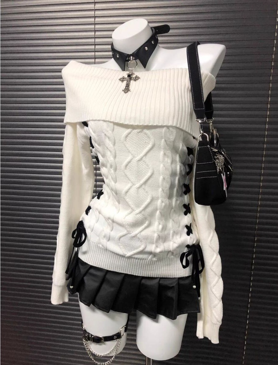 Maidens_Reve's tweet photo. レースアップオフショルダーニットトップス♡ https://t.co/NTLccIGkm1