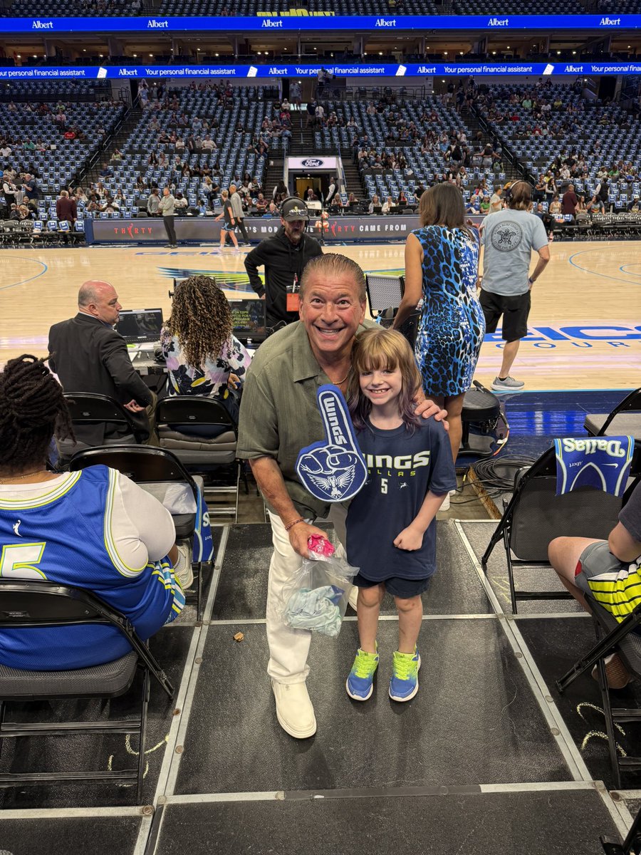 iamelf's tweet photo. What a fabulous night at the Dallas Wings game with my amazing granddaughter Sydney!!Paige Bueckers and the Wings gave us a helluva comeback win and and incredibly memorable night!!❤️❤️❤️😎😎😎 https://t.co/rckdWBBRFU