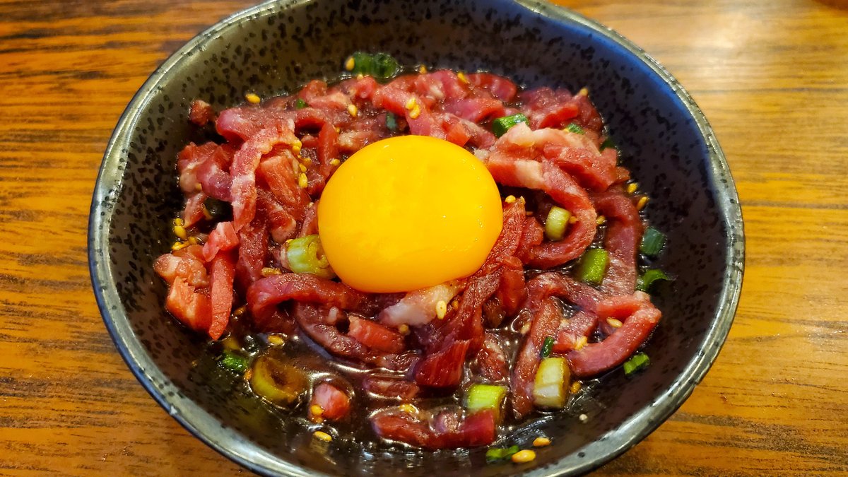 NAB8ram's tweet photo. u・ェ・u　焼肉行って飲んだので、嫁さん運転🚗

明日からも頑張れる🐾　ﾋﾟｰｽ https://t.co/ifpdv4ueQo