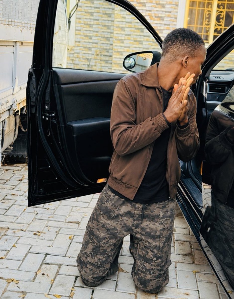 BestofDem_szn's tweet photo. With faith,ask for anything under this tweet. https://t.co/ikkkofX4Gz