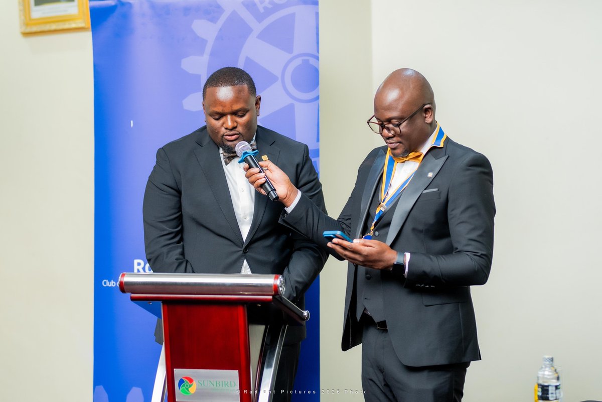 LCCRotary's tweet photo. President Phiri officially assumed office from Immediate Past President Martin Sabola, marking a seamless transition and the beginning of another year of service, fellowship, and Creating Lasting Impact. https://t.co/MjjjQQpb98