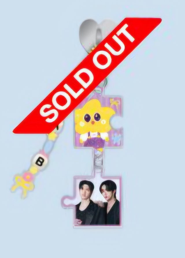 SG_F_SG's tweet photo. ‼️SOLD OUT ‼️

ก็คือๆๆๆๆดีนะที่สั่งแล้ว อู๋บูมไม่เหลือถึงรอบเว็บนะจ๊ะ 💛💜
#AouBoom 
#besevboom ☆ #aou_tnbknr https://t.co/CAd1PMwQki