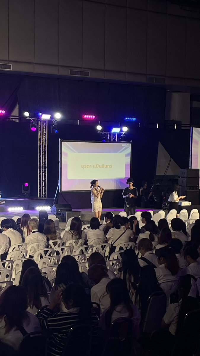 7StepL's tweet photo. 17/20 แจกเงินรางวัลอีกแล้ว มีคนพลสดหลายคนมาก #SPUCAaiShowcase https://t.co/56VKsSM8zY