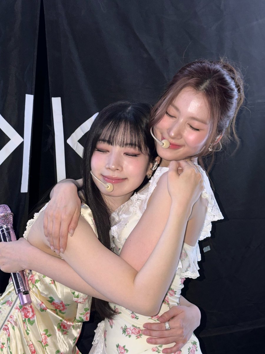 staywithmesana's tweet photo. SAIDA IN DAHYUN BBL!!!!

#TWICE #트와이스 #SANA #사나 #サナ #DAHYUN #다현 #ダヒョン #SAIDA #사이다 https://t.co/3dTFRMwocI