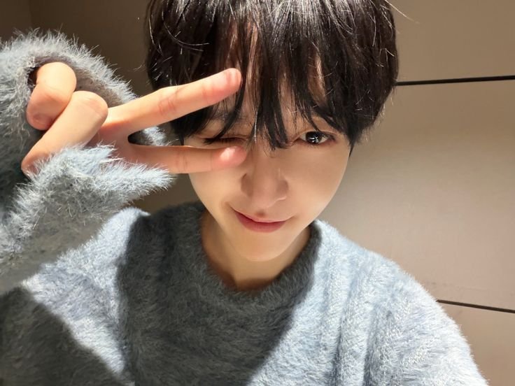 kickmandu's tweet photo. 널 좋아하게 됐... 아니 사랑하게 됐어 https://t.co/rr13lrUE68