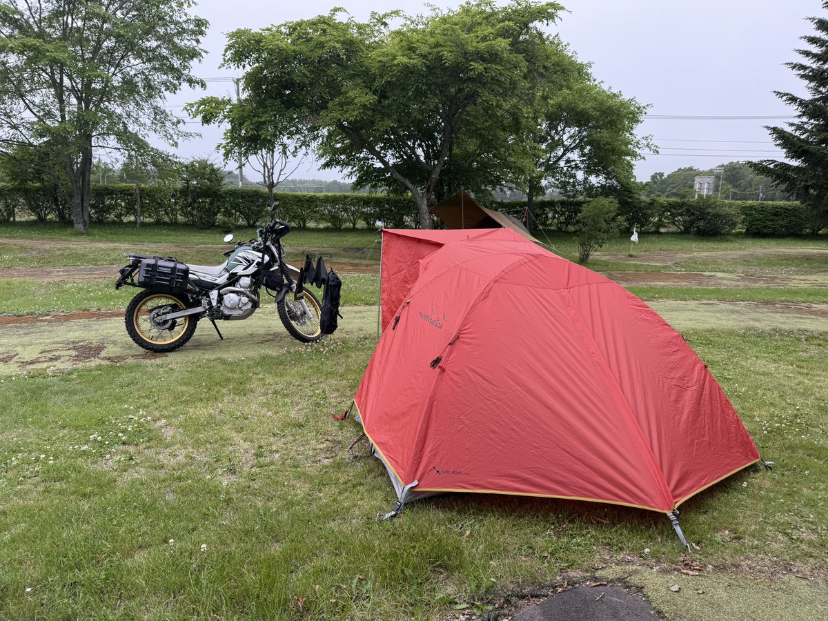 asaZXT1575's tweet photo. ここキャン🏕️
からの〜クラシック生でかんぱーい🍻

月曜日は隣の温泉が定休だから気を付けるんだぞ https://t.co/XAGYHdQG5I