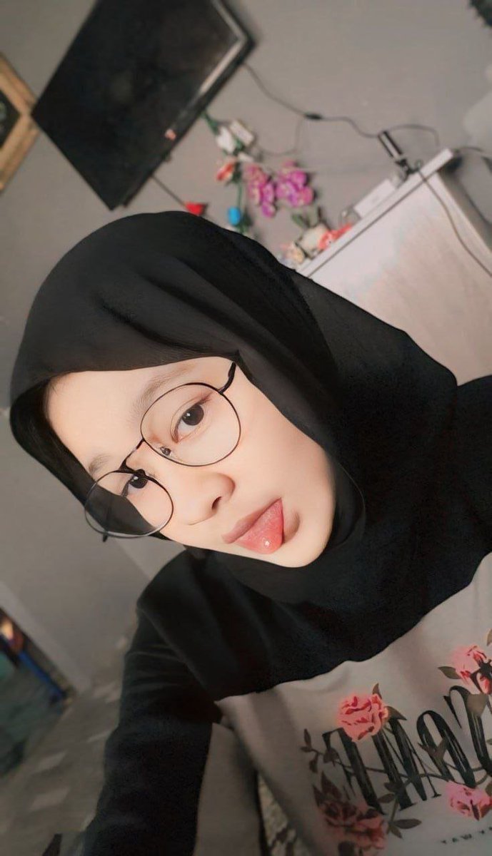 melonterabox's tweet photo. Kolpri Putri Vicies sama ayang
https://t.co/lZnAuNr9aM

Lagi Banyak Yang Cari Video Viral Ini Disuruh sekolah yang Benar Malah belajar biological ditoilet sekolah
https://t.co/WtYkWfxKJ7

GROUP BOKEP INDO
https://t.co/aKucTttnhI https://t.co/vmFyFbHd8v