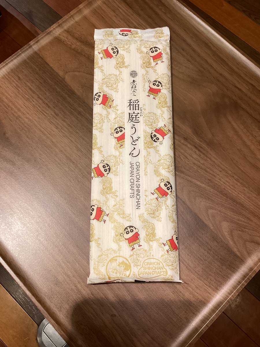 cOaTExtsmcyKueF's tweet photo. ［ショップ］
【無限堂×クレヨンしんちゃん 稲庭うどん】
秋田名物稲庭うどんメーカー無限堂としんちゃんのコラボ🤩
パッケージめんけなぁ🥰
プレゼントさも🎁 https://t.co/7gLUdSK0RK