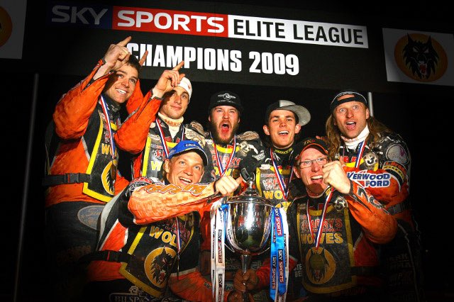 WolvesSpeedway's tweet photo. 📺 Tonight! Take a trip back to one of the greatest nights in Wolves Speedway history with the WSST as we relive both legs of the 2009 Play-Off Final against Swindon on the big screen.

🕢 7.30pm
📍 The Cleveland Arms
🎟️ £2 (Over 16s only)

#SaveWolvesSpeedway | #Wolfpack 🐺🐾 https://t.co/vm30qSmHFc