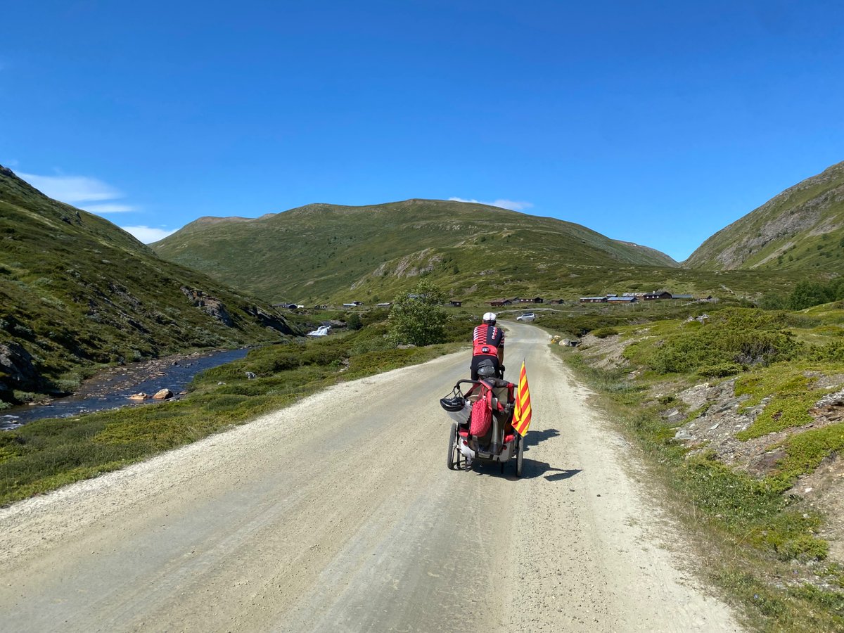 Ggarronan's tweet photo. Fagi fred o calor, sempre amb @Ciclismo2005.

Acabat el Tour de Dovre, era hora de passar per caixa. https://t.co/74C6XxKsSS