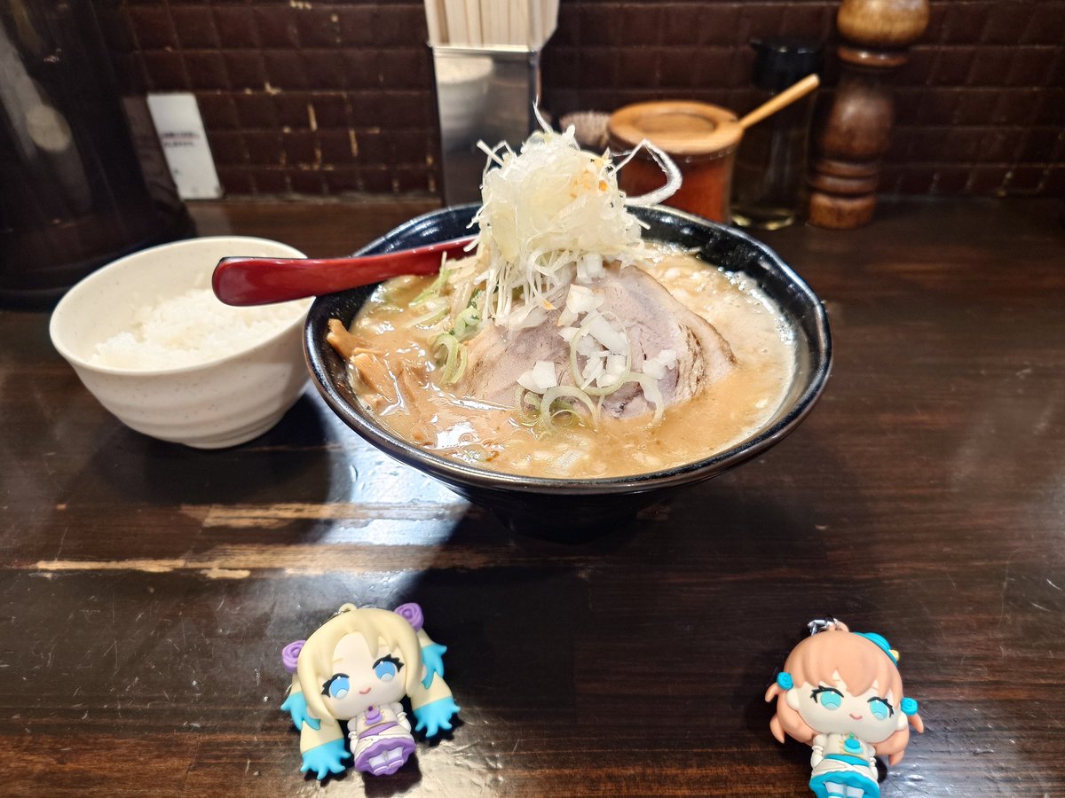 RYO5043973's tweet photo. ライブ前後のご飯たち！ https://t.co/Zfa5irlFR0
