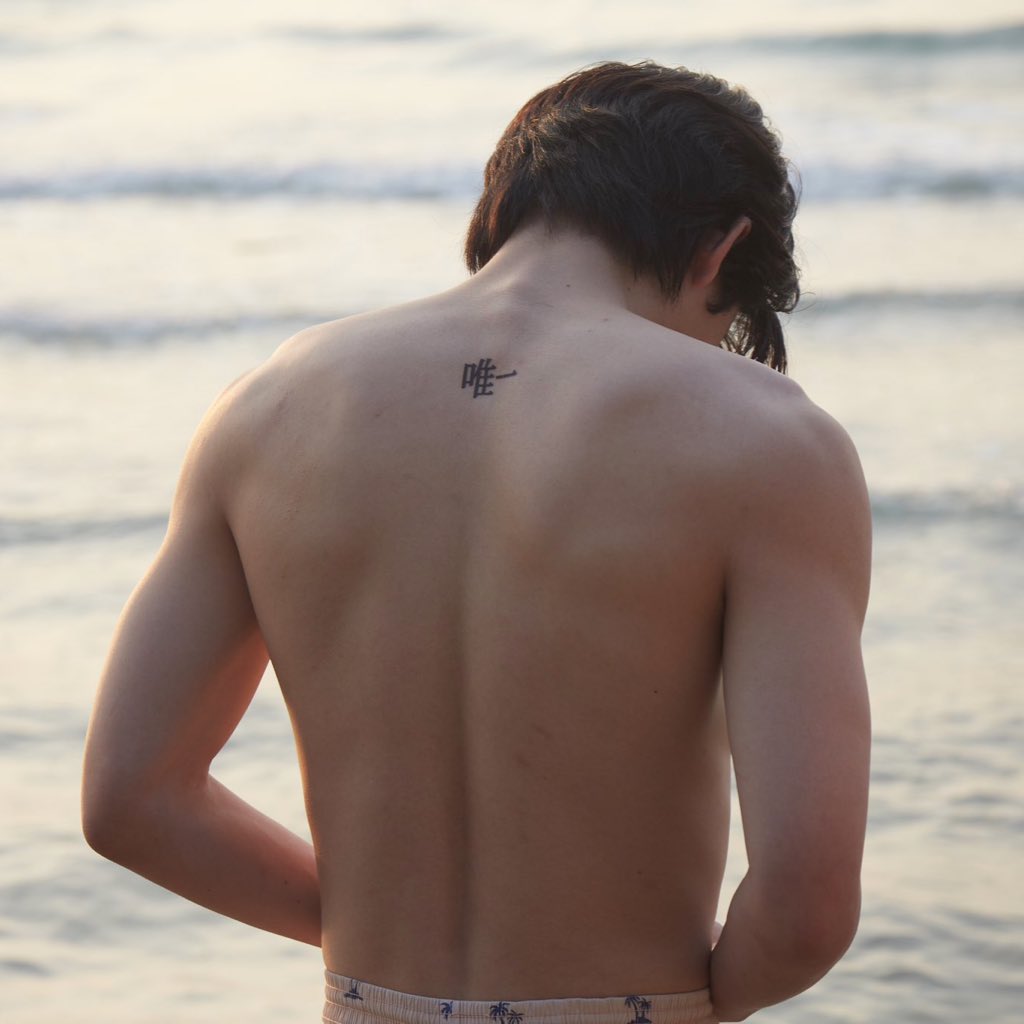 drarry_175's tweet photo. ขอเป็นสลิ่มแผ่นหลังปอนด์ตลอดไป https://t.co/5WDrFCsvyv