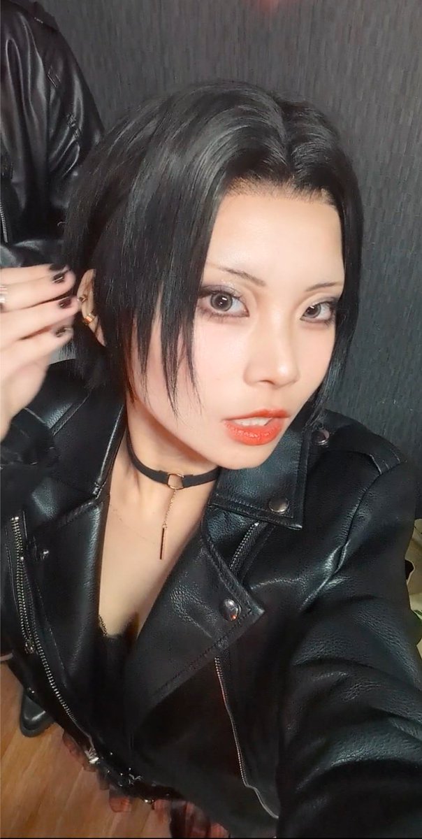 5x6Kzcos's tweet photo. NANA.cos
ﾅﾅでｺｽﾊﾟﾌｫさせていただきました✨　いつもは間違えないとこの振り飛んだりしちゃったけど、楽しかったので良しです🙂‍↕️　良ければぜひ感想くださると嬉しいです🙌💐　
皆様お疲れ様でした✨

#Cosたいむ 
#ANΛCT https://t.co/pea8uElqOW