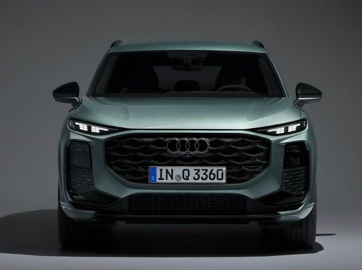 4koleca's tweet photo. #Audi #Q3 2026 вже тут! Оновлений дизайн, технологічний салон та ще більше комфорту для міських пригод. Чи стане цей кросовер вашим ідеальним вибором? Повний огляд на https://t.co/EU94tu4kz8!

Читайте тут: https://t.co/YQNvk6doXv

#AudiQ3 #LuxuryCars #Cars #AudiLife #AudiFamily https://t.co/6JF2LEsbCF