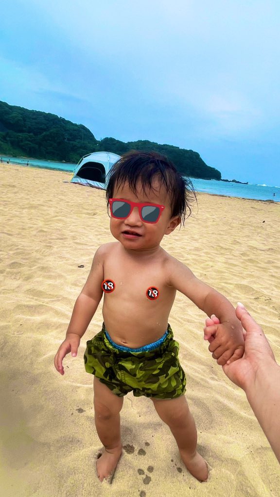 curse___you's tweet photo. (目隠しが色々と足りてなかったから再投稿😅)

下田の海で海水浴〜🏝𓈒𓆉🫧*。
台風の影響で波が強くて砂の巻き上げが凄かった🌀🌊 https://t.co/VGkO0LRmVh