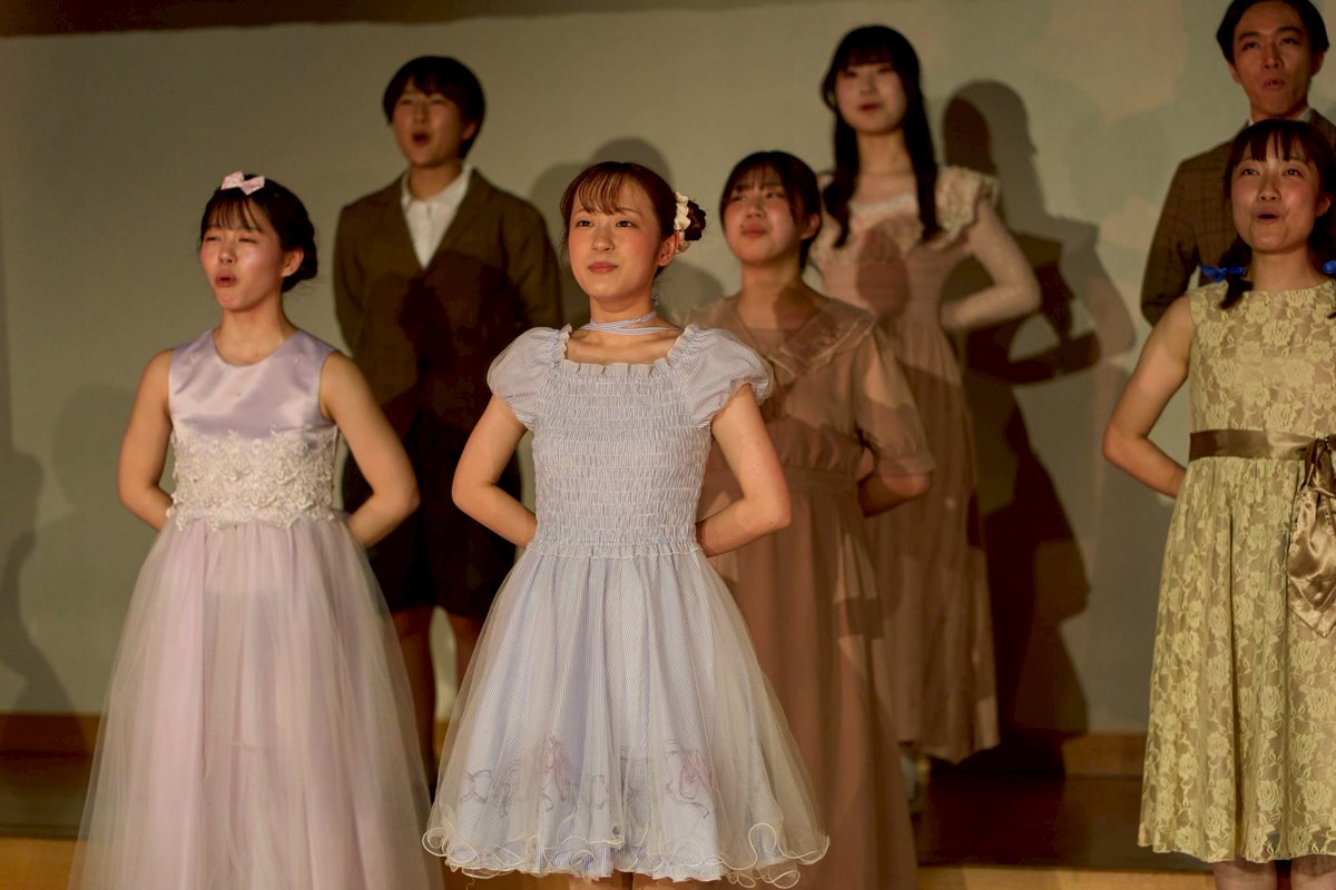 type4132mine's tweet photo. 京都大学ミュージカルサークル　カーテンコール　@kyodaimusical
「サウンド・オブ・ミュージック」 

場所　京都市下京青少年活動センター
#ゲネ撮影 #舞台写真 #stagephoto https://t.co/6k472SviYQ