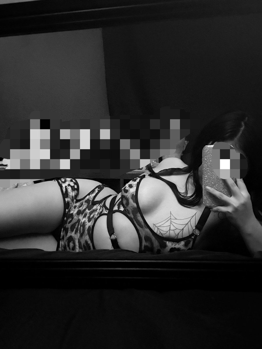 Littlehoney__'s tweet photo. Te gusta?,si quieres ver más link en mi descripción de mi perfil!🐰🩵
#telegram #paginaazul #onlyfans #contenido18 #contenido #bluepage https://t.co/xp53cd49iN