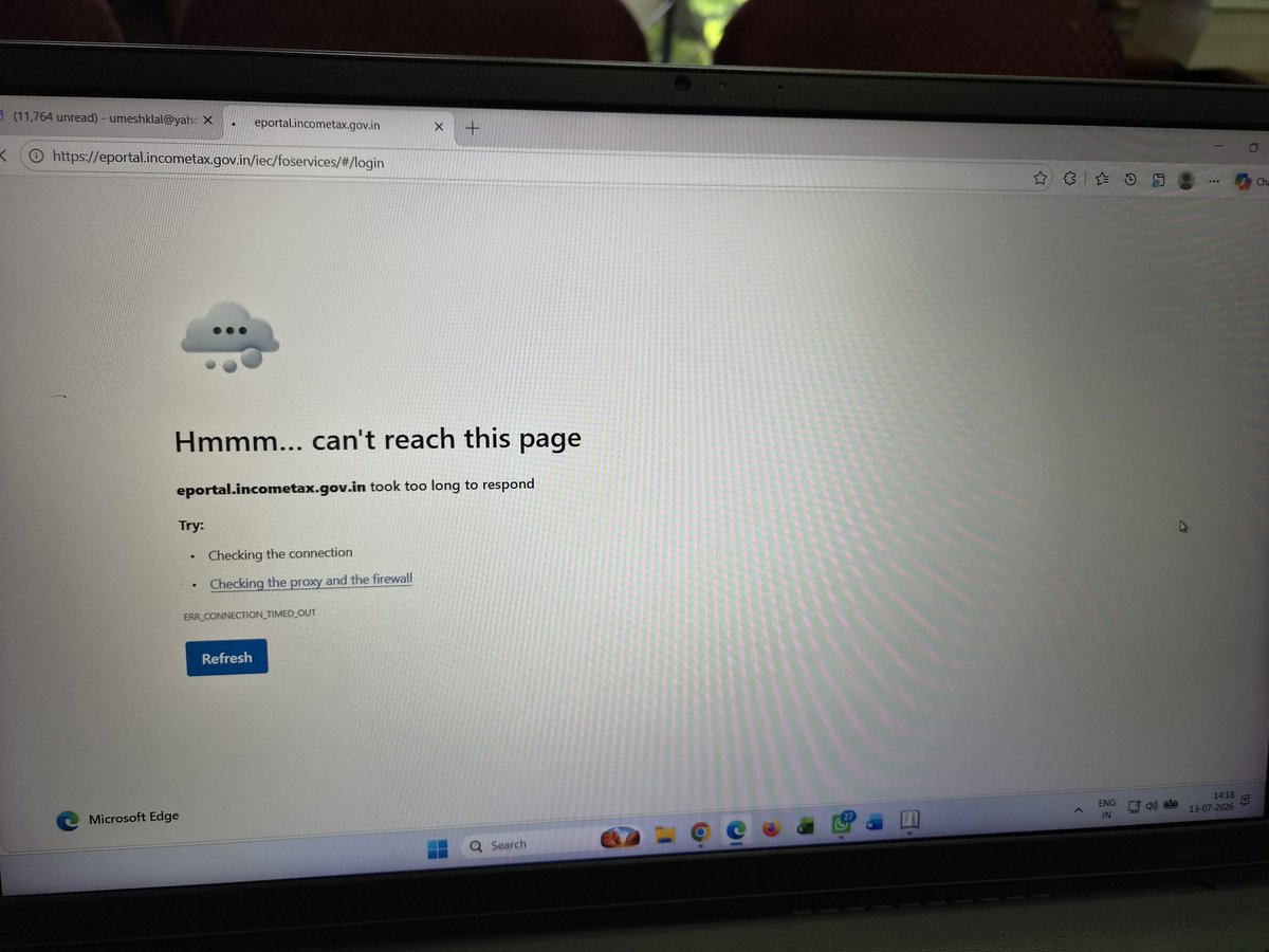 Umeshklal's tweet photo. @IncomeTaxIndia @nsitharamanoffc income tax site not working https://t.co/89dBuDy663