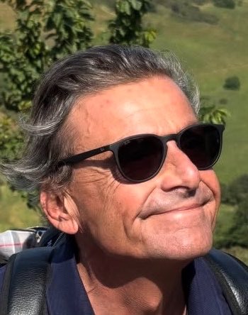 fawollo13's tweet photo. -Dottore scusi, le scorregge pesano?
-No!
-Allora mi sono caàto addosso...
#Calenda https://t.co/CIIdxwyQlO
