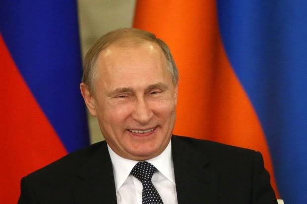LBGeneraI's tweet photo. Oh Shit! Russia 🇷🇺 has had enough with the west interfering in its politics 

Russia 🇷🇺 has taken a bold step and is sending it's doomsday plane to Tehran, Iran 🇮🇷 amidst new escalation with the United States 🇺🇸

The Russian 🇷🇺 and Iranian 🇮🇷 officials will coordinate joint military, intelligence, and diplomatic responses without fear of interception