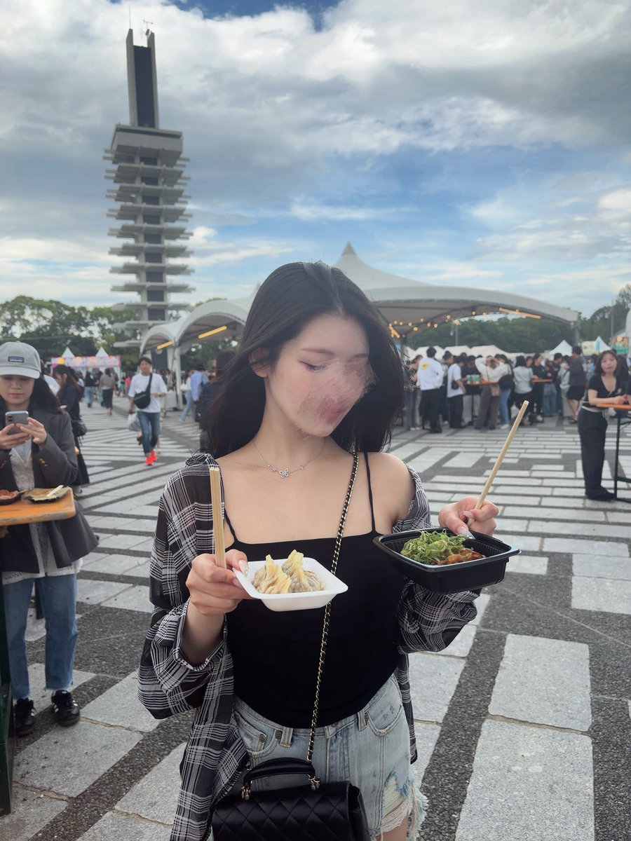 kusobiyoakaka's tweet photo. meituのcanonってフィルターも本当に良い https://t.co/kSc0s2EW40