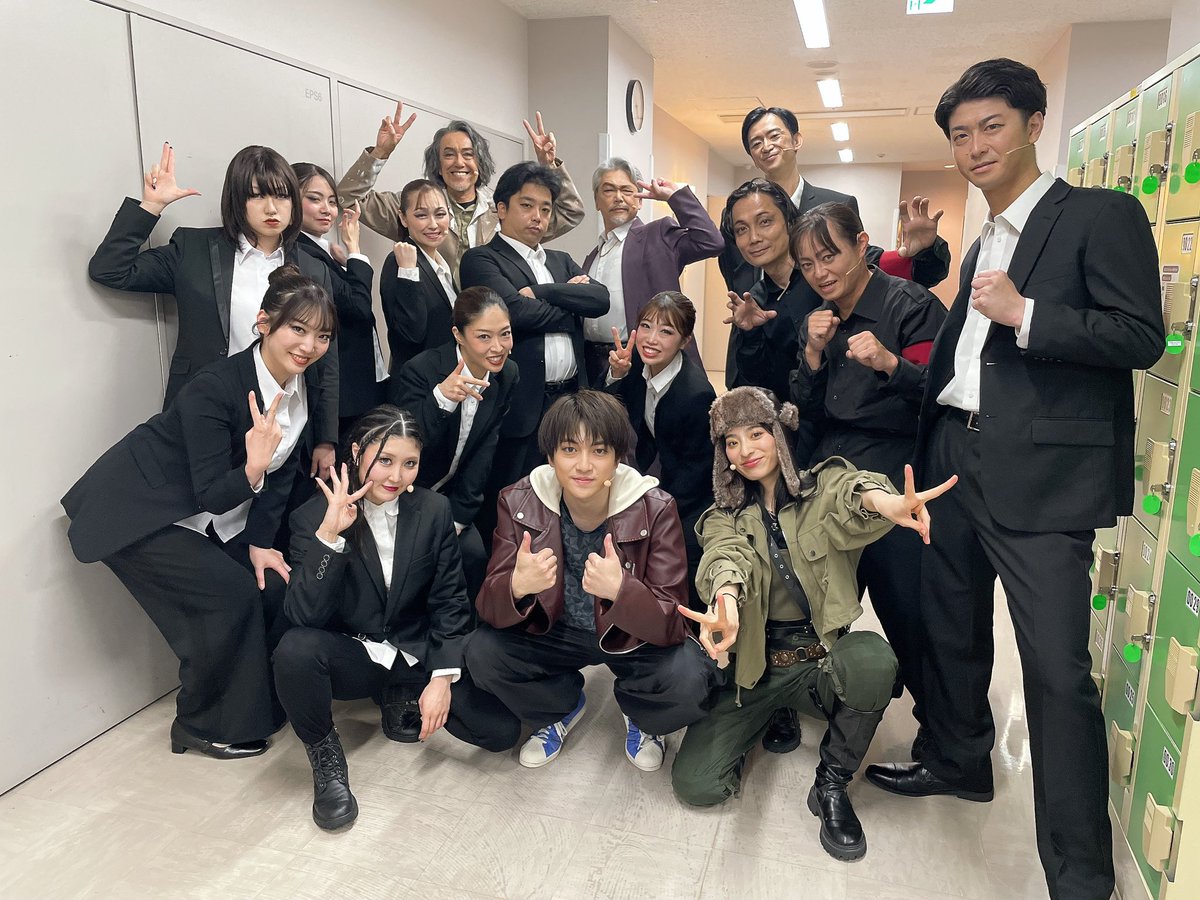 yu_matsumura24's tweet photo. #GINZAMIGHTYGUY 
全公演終了いたしました！！
ご来場、そして配信ご覧いただき本当にありがとうございました！

俺がギンザマイトガイになるの！！って思ってたけどやっぱり二階堂さんがギンザマイトガイだった！！

最高の相棒でした！🤜🏻🤛🏻
横ありがとう！！
そしてみんなもありがとう！！ https://t.co/QAwcxdSdvU
