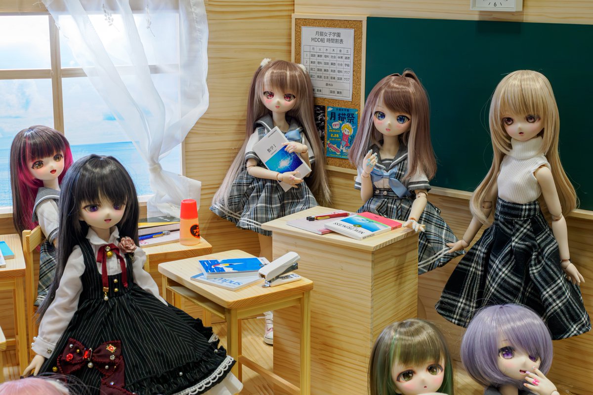LilyElmar's tweet photo. 鈴音さん(@suzune_2_28)の宅にお邪魔した時の写真。鈴音さん、はつゆきさん(@hatuyukidoll) のp-houseさん合わせに飛び入り参加させてもらいました。
 #p_house https://t.co/oqKAdVOYYx