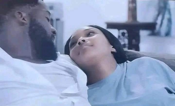Twin02__'s tweet photo. Me: Itai zverudo mega 🙅🏾

Also me every night: https://t.co/gR1MSkeqe1