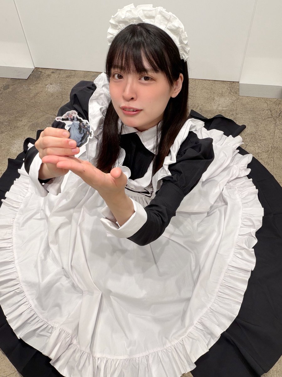 inumugi_wp's tweet photo. 【おすすめグッズのご紹介】
ステッカー 各¥330
特にお気に入りいりの3枚をご紹介です。メイド服の魅力のフリルひらりが詰まった、素敵なステッカーでございます。
お持ちの携帯の裏に忍ばせてみるのは、如何でしょう?
#MAIDSKATE
#ワンダーパーラー https://t.co/QpPFwsJ1Ov