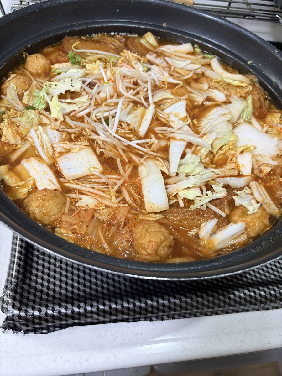 kenken0965's tweet photo. 夕飯の準備中 https://t.co/pX1bc6zFwA