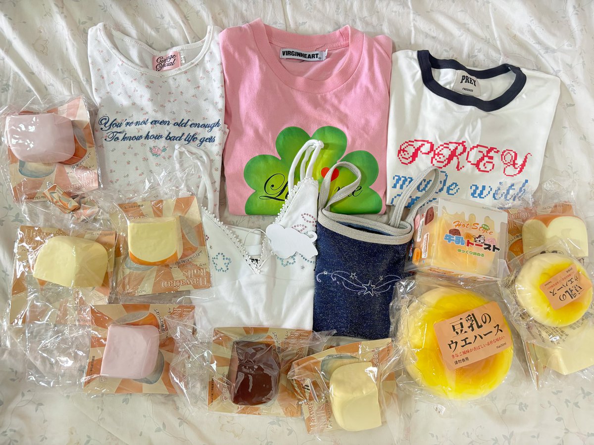 ktcmyq's tweet photo. งานอจ. cintage , prey , Vgh , squishy 
ค่าส่งเหมา 50 ปัก+รี ลด 5 บูดดด🍀🪽

มีมากกว่าในรูป #ส่งต่อเสื้อผ้า #ส่งต่อเสื้อผ้ามือ2 #โล๊ะตู้ #ส่งต่อcintage #ส่งต่อเสื้อผ้ามือสอง #vghbkk https://t.co/arFTXEOIxC