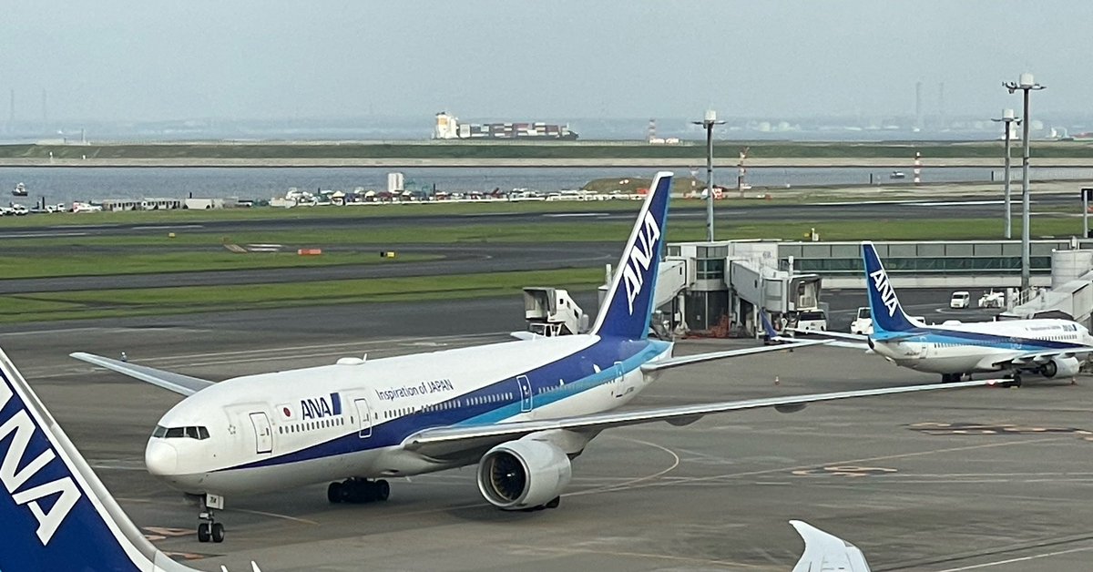745_base's tweet photo. ANAの772で〒のマークが残ってるのJA714Aだけね。 https://t.co/IvnEFlOZLq