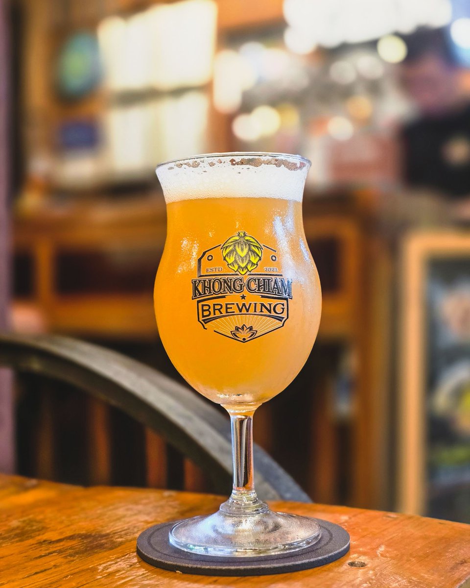 GLUEProm's tweet photo. 8
"khongchiam new england ipa"
#khongchiambrewing https://t.co/tQYdyin0CO