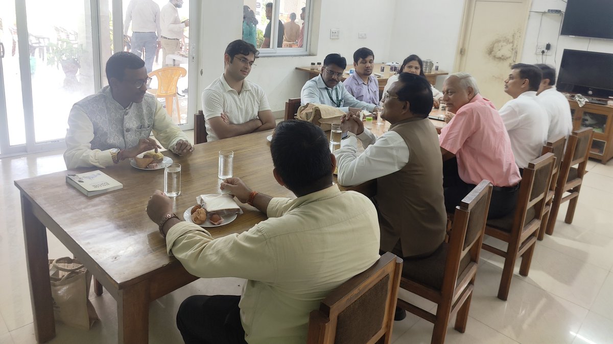 TheHealthVille's tweet photo. For Twitter/X (under 280 characters):

🌿 A new milestone for Odisha! Healthville &amp; EMC launched the Medical &amp; Wellness Tourism and Arogya Ratha Roadshow in Balasore, advancing preventive healthcare, holistic wellness, and medical tourism across the state. 🚐💚

#Healthville https://t.co/GX2v9vnu9l