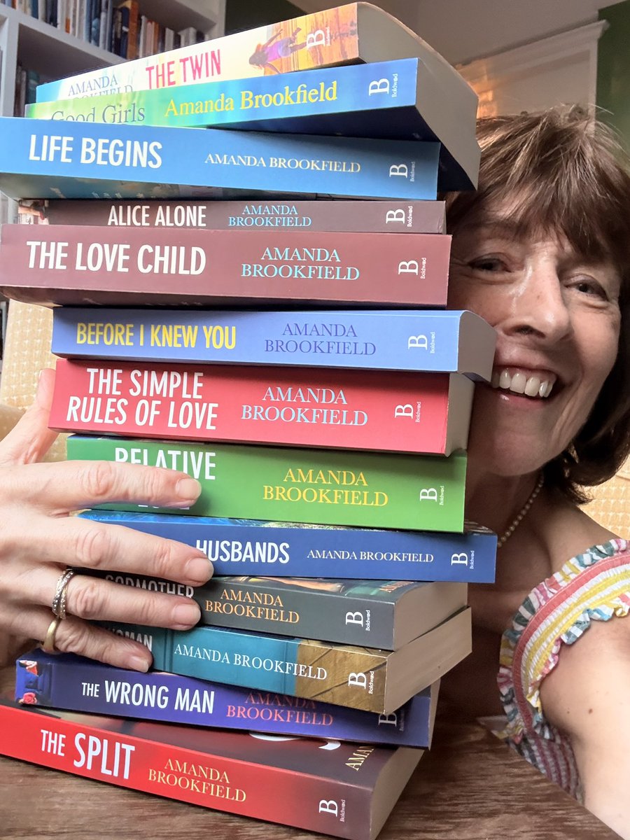 ABrookfield1's tweet photo. The books Iโve written are like old friends, but the human dramas they contain never ageโฆ.
And could my @BoldwoodBooks paperbacks be any more gorgeously enticing???
#Books #Author #readingforpleasure #paperbacks #GoAlllIn #ReadBoldly https://t.co/z7mNTKiW0z