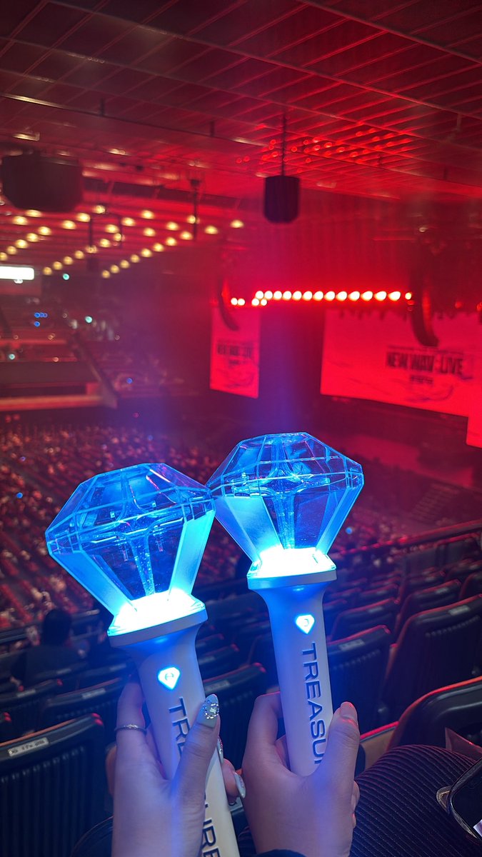 treasure_04_08's tweet photo. THE STAGE NEW WAV : LIVE 
𝟮𝟬𝟮𝟲.𝟬𝟳.𝟬𝟵 𝗢𝗦𝗔𝗞𝗔 𝗗𝗔𝗬𝟮💎🔆

𖦹˚ ⋆.✶⋆.˚꩜｡𖦹°‧⭑⋆ ˚ᯓ★˚⋆✶⋆.°　͙͘͡★️️⋆ https://t.co/qRAz6CKmjr