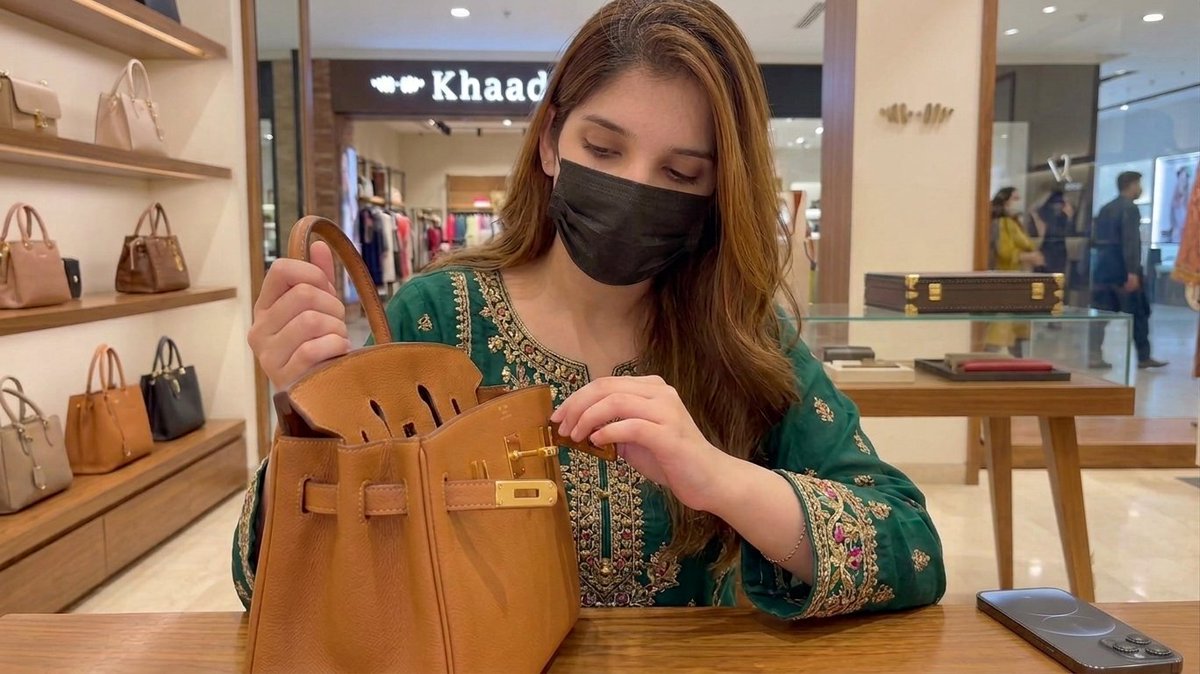 sarakhanbackup's tweet photo. Sara Khan OfficiAL
Online  Paid Video Call On ho gi hay #sarakhan #Sarkhan2026 #everyone #viral #trending #foryou #sarakhanrealid #sarakhannewpic #sarakhannewvideo #sarakhanaccount #sarakhanbackup #fypシ゚viral #fypシ゚ #viralvídeo #sarakhanaccount #sarakhanbackup #sarakhan_Real https://t.co/eIFUZovvdk