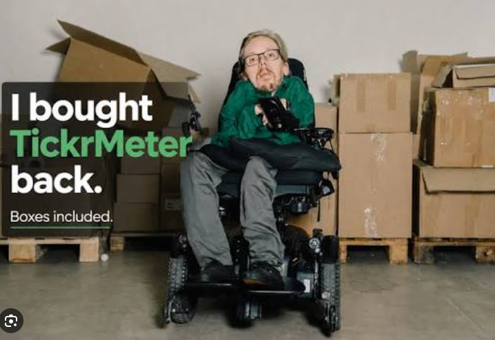 MrfomoBTC's tweet photo. One day I got a spam email and replied, "Stop sending these disgusting photos." Turns out... it was the actual person in the photo telling me to just unsubscribe. My bad, bro.

#MarkusIversen #Tickrmeter.com https://t.co/SxRd3NTS1O