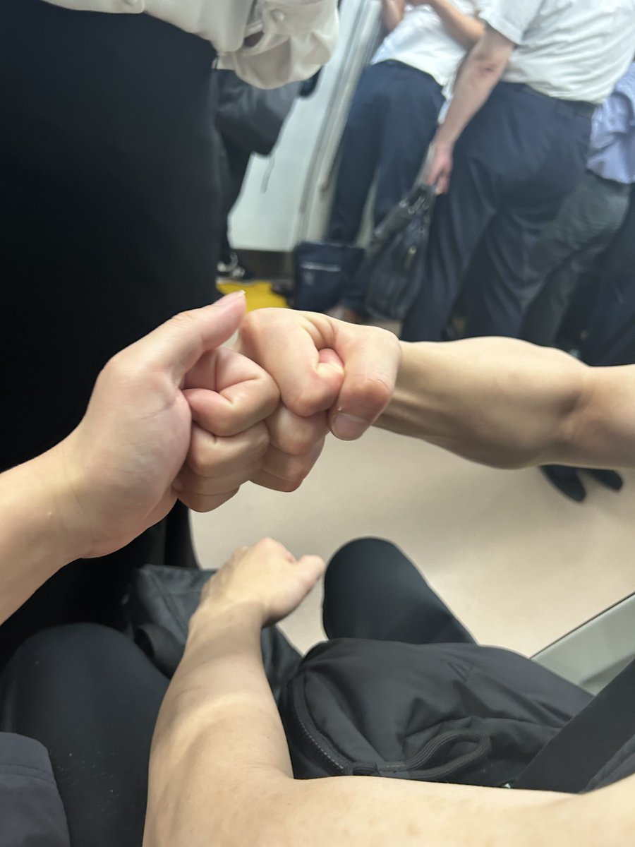mriiiiiiii_'s tweet photo. 6thを駆け抜けてきた仲間の最後の1人と解散。

お元気で。また次の場所で会おう https://t.co/4c8uujhWEF