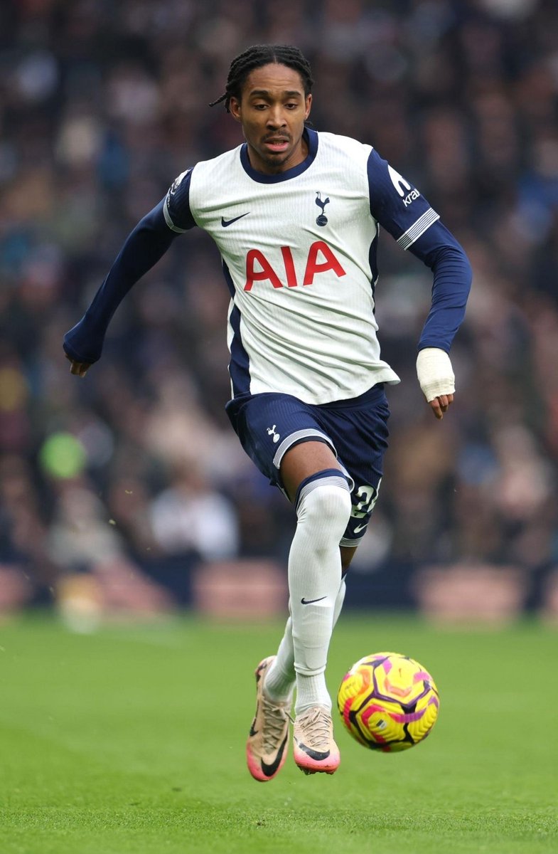 Feranmi of Spurs tweet media