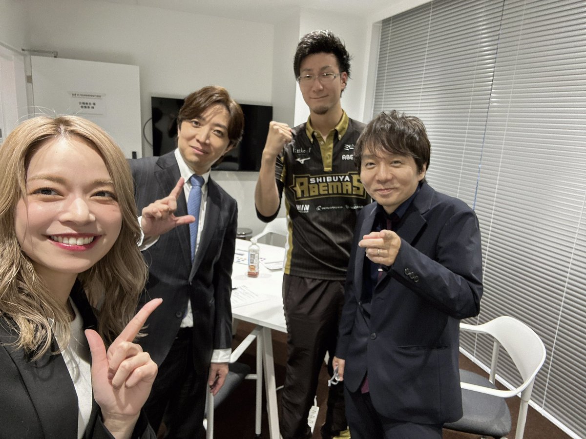 ha_k3's tweet photo. Mトーナメント　予選3rdステージ
Ａ卓から勝ち上がりを決めたのは、
KADOKAWAサクラナイツ🌸🩷
岡田紗佳選手！

BEAST X🐺💜
東城りお選手！

お二人とも、今日も強くて美しかったです。(ビジュ◎😭)
塩澤さんのインタビュー、コメントが素晴らしくて感動しました。
皆さんお疲れ様でした！

実況解説のおふたりとも！📸
(勝ち上がった感を出していくもってぃさんもいます。)

後半の卓の解説はみさきちさんですーー！
強くてかっこいいから好きです。♡

19時から後半戦です！！！！