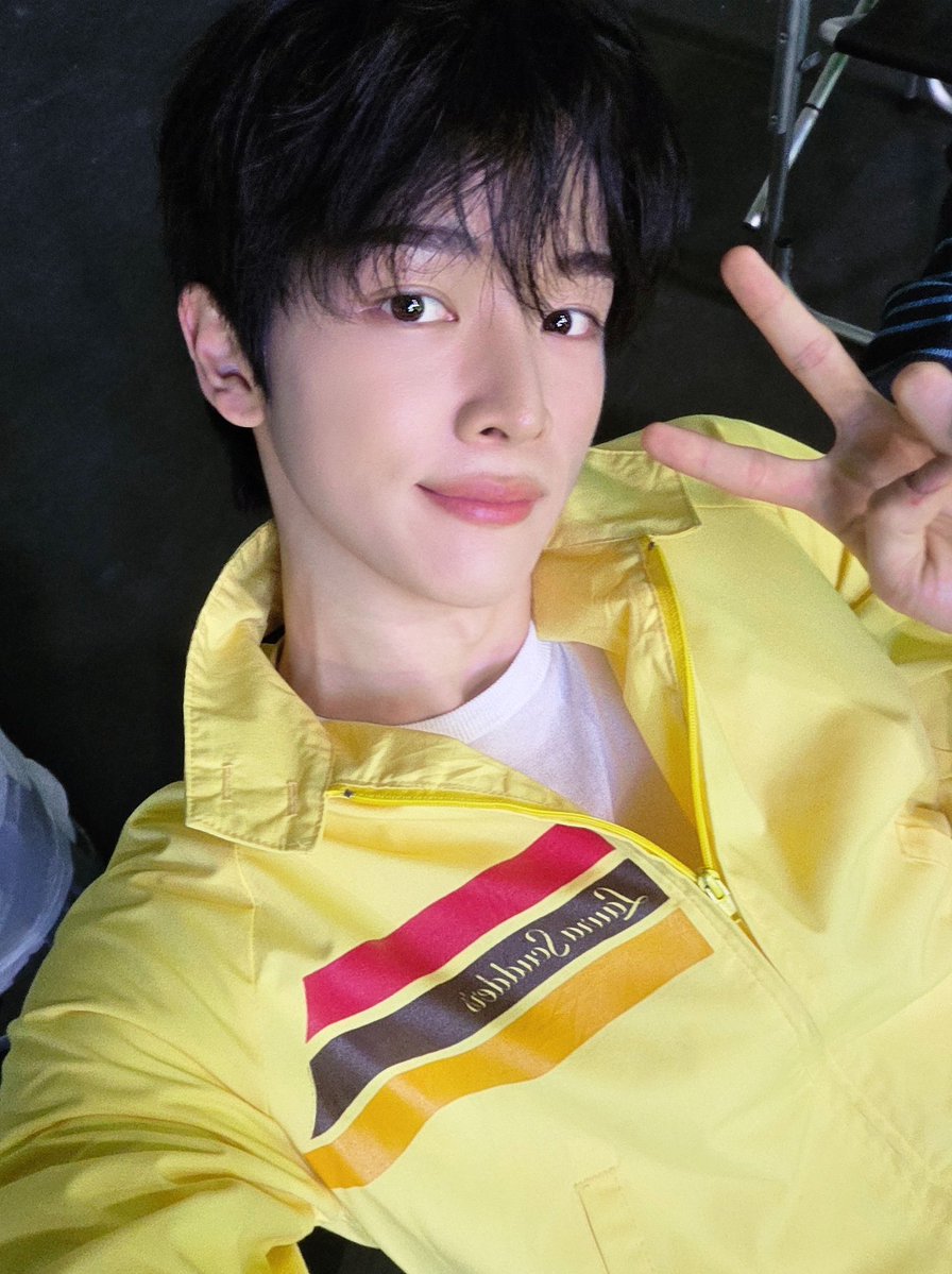 riize_archives's tweet photo. 260713 🐸💭 https://t.co/KUGYB0EfKM