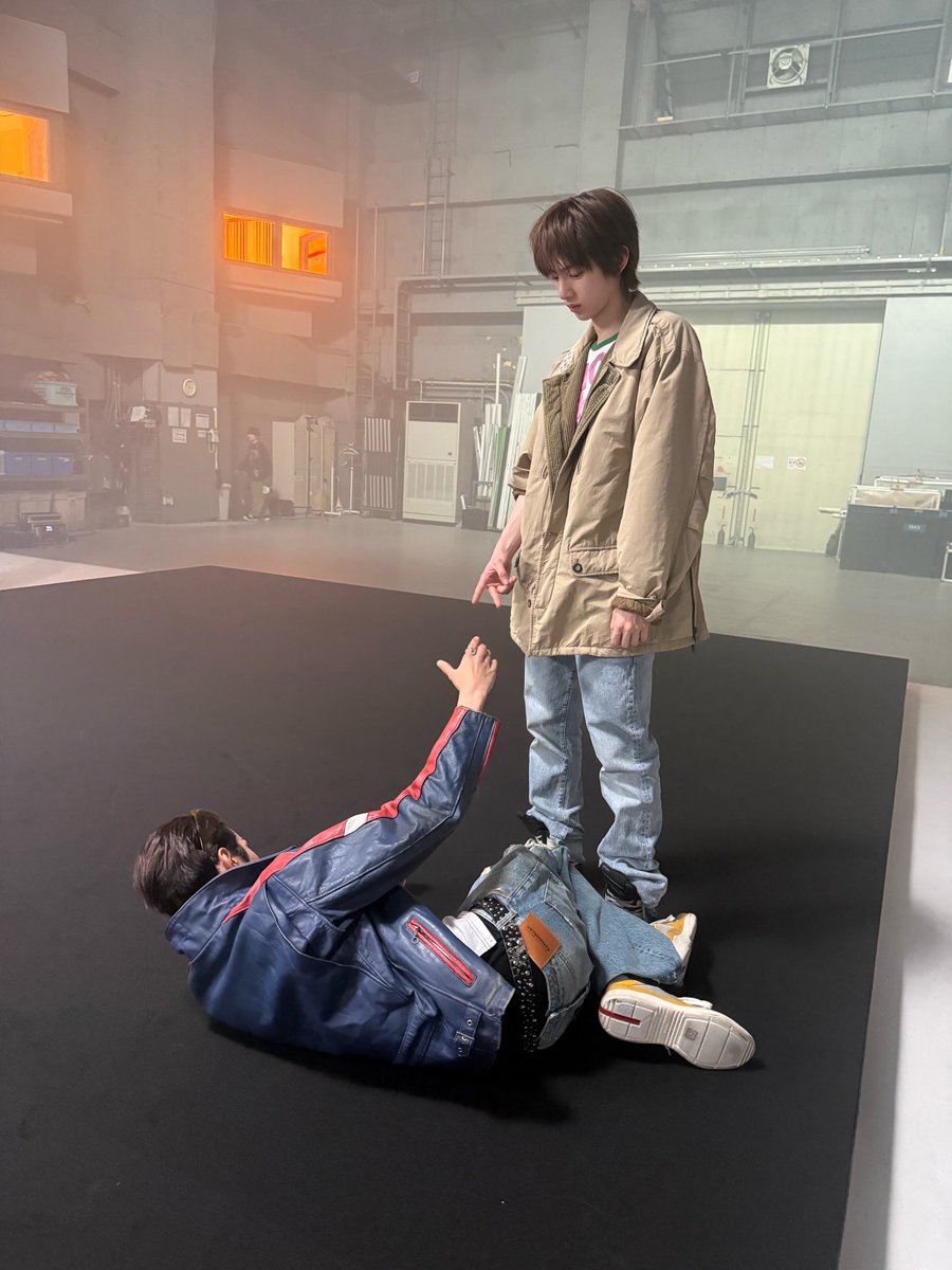 isla tweet media